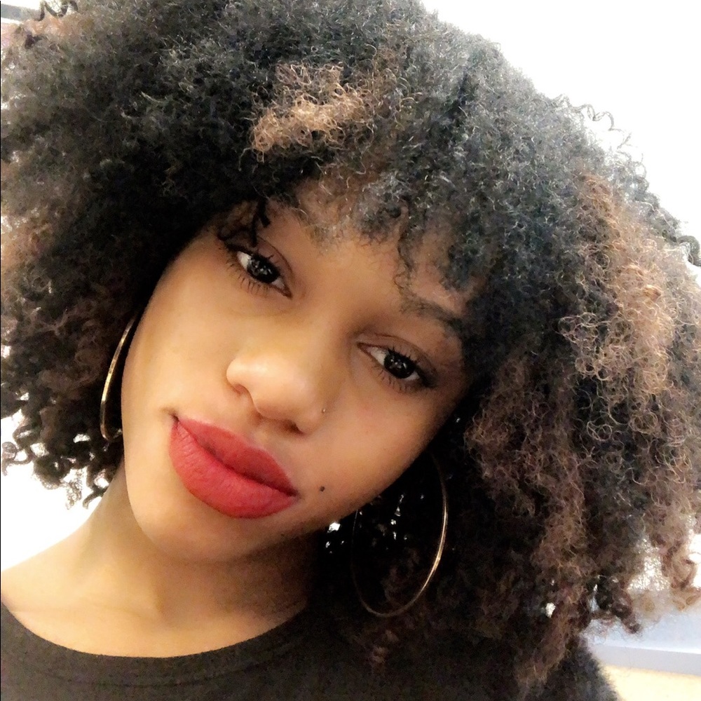 Meet your Posher, Janice